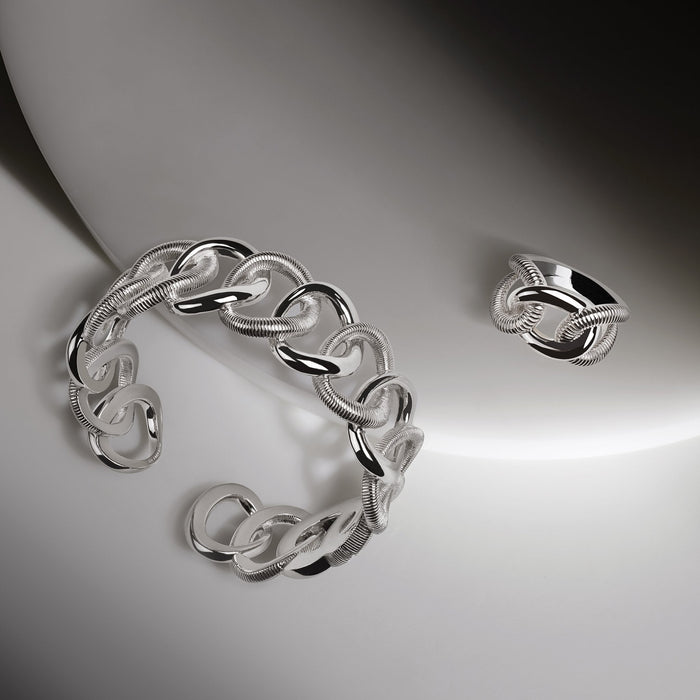 Eternity Interlocking Link Ring