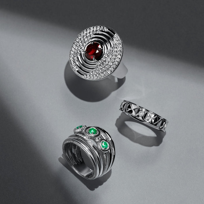 Max Stack Band Ring with Diamonds