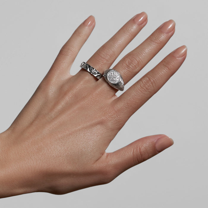 Max Stack Band Ring with Diamonds